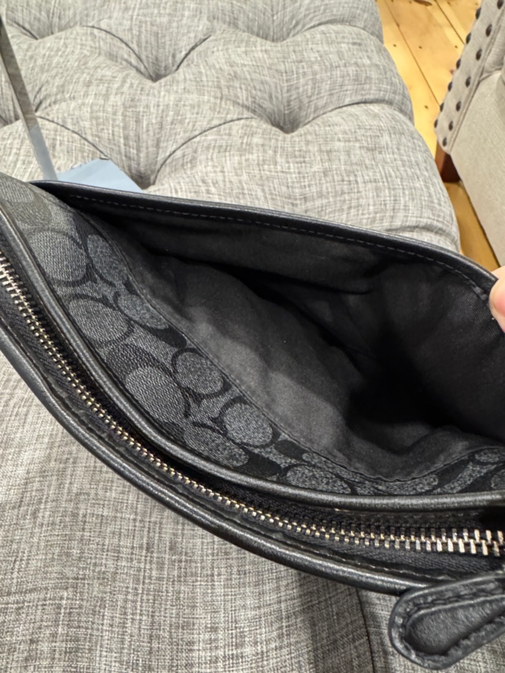 Coach Black File Signature Crossbody Bag - Picture 11 of 17